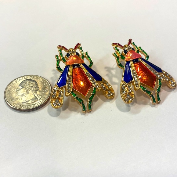 Gorgeous insect statement earrings - Picture 7 of 7